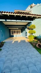Casa com 3 Quartos à venda, 206m² no Ipanema, Porto Alegre