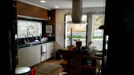 Casa de Condomínio com 5 Quartos à venda, 672m² no Badu, Niterói