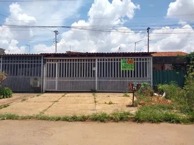 Casa com 2 Quartos à venda, 120m² no Recanto das Emas, Brasília