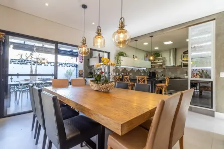 Casa com 3 Quartos à venda, 260m² no Indianópolis, São Paulo