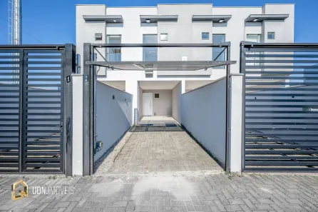Sobrado com 2 Quartos à venda, 75m² no Figueira, Gaspar