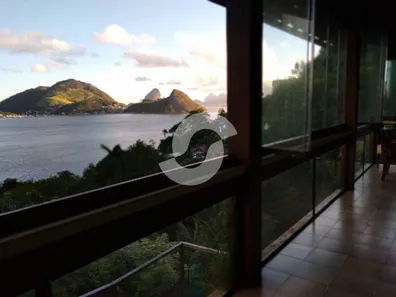 Casa com 6 Quartos à venda, 342m² no São Francisco, Niterói