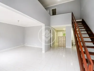 Casa de Condomínio com 3 Quartos à venda, 130m² no Granja Guarani, Teresópolis
