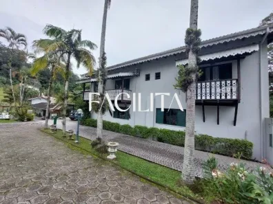 Casa com 7 Quartos para alugar, 270m² no Carvoeira, Florianópolis