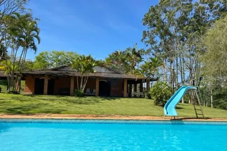 Fazenda/Sítio com 6 Quartos à venda, 1000m² no Centro, Itatiba