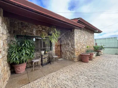 Casa com 3 Quartos à venda, 290m² no Jardim Coronel Peroba, Itatiba