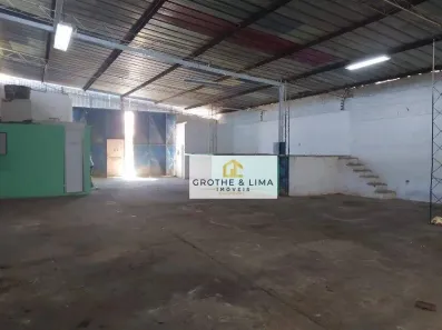 Galpão/Depósito/Armazém para alugar, 240m² no Jardim do Lago I, Taubaté