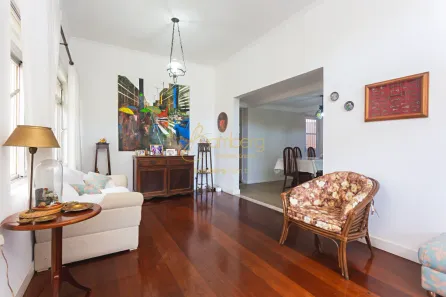 Casa com 3 Quartos à venda, 250m² no Jardim Jussara, São Paulo