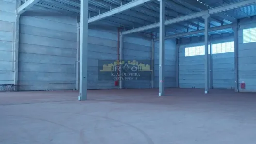 Galpão/Depósito/Armazém para alugar, 1800m² no Loteamento Industrial Comercial São Caetano, Araraquara