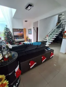 Casa com 4 Quartos à venda, 202m² no Recreio Maristela, Atibaia