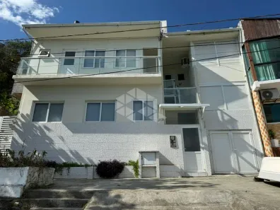 Apartamento com 1 Quarto para alugar, 30m² no Pântano do Sul, Florianópolis