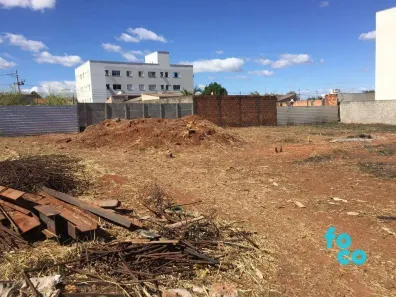 Lote/Terreno à venda, 1200m² no Segismundo Pereira, Uberlândia