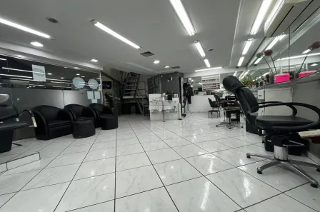 Imóvel Comercial à venda, 42m² no Centro, Curitiba