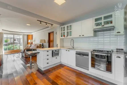 Casa de Condomínio com 3 Quartos à venda, 180m² no São Braz, Curitiba