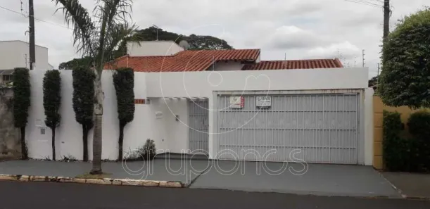 Casa com 3 Quartos para alugar, 221m² no Vila Harmonia, Araraquara