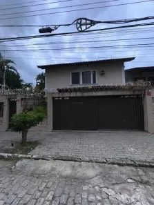 Casa com 4 Quartos à venda, 282m² no Centro, Campos dos Goytacazes