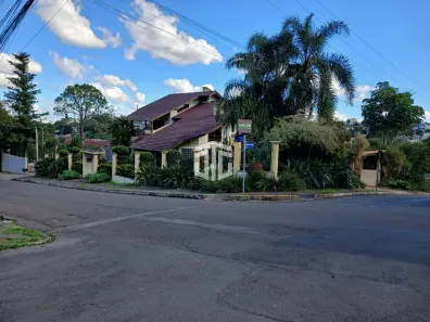 Casa com 3 Quartos à venda, 316m² no Vila Nova, Novo Hamburgo