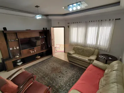Sobrado com 3 Quartos à venda, 160m² no Vila Valparaíso, Santo André