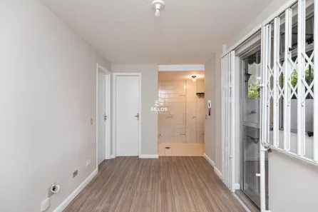 Apartamento com 1 Quarto para alugar, 29m² no Cabral, Curitiba