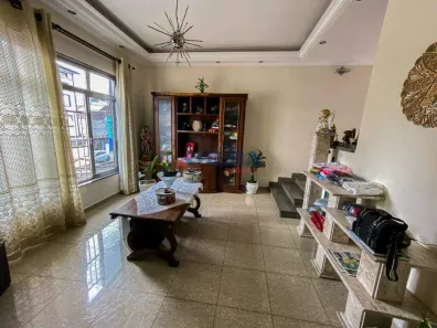 Sobrado com 4 Quartos à venda, 219m² no Campo Grande, Santos
