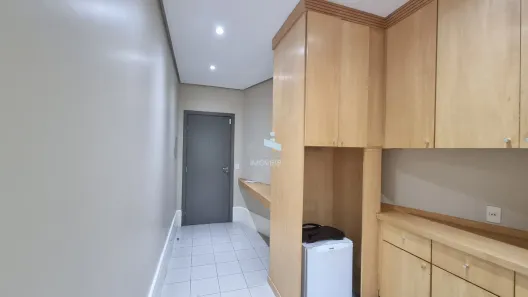 Sala Comercial para venda ou aluguel, 68m² no Cambuí, Campinas
