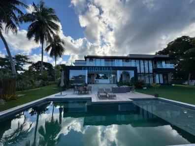 Casa de Condomínio com 5 Quartos à venda, 4600m² no Portão, Lauro de Freitas