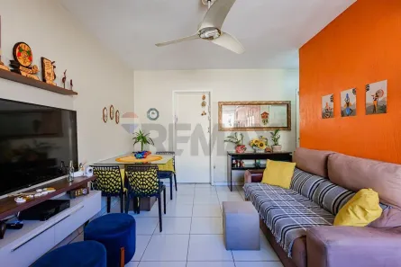 Apartamento com 2 Quartos à venda, 58m² no Vila Ipiranga, Porto Alegre