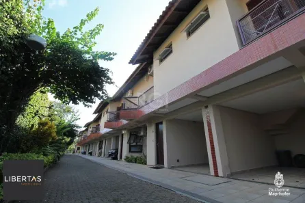 Casa de Condomínio com 3 Quartos à venda, 138m² no Cavalhada, Porto Alegre