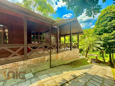 Casa de Condomínio com 3 Quartos à venda, 249m² no Limoeiro, Guapimirim
