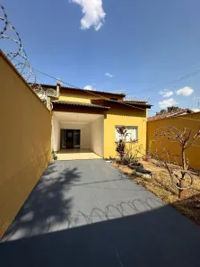 Casa com 3 Quartos à venda, 100m² no Residencial Morada do Ipê, Goiânia