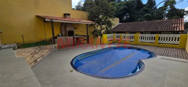 Sobrado com 3 Quartos para alugar, 240m² no Samambaia, Mairiporã