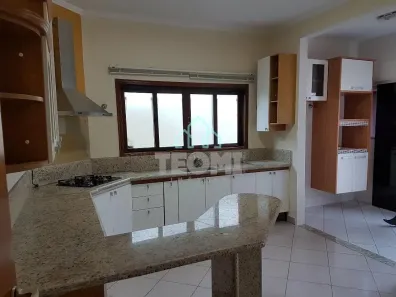 Casa com 3 Quartos à venda, 200m² no Jardim Independência, Taubaté