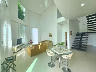 Casa de Condomínio com 4 Quartos à venda, 503m² no Tarumã, Manaus