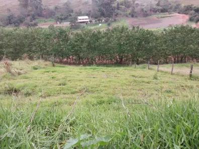 Lote/Terreno à venda, 250m² no Nova Suíça, Piracaia
