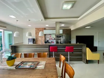 Apartamento com 3 Quartos para alugar, 237m² no Pântano do Sul, Florianópolis