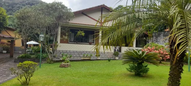 Fazenda/Sítio com 4 Quartos à venda, 1200m² no Cantagalo, Guapimirim