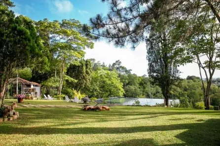 Fazenda/Sítio com 8 Quartos à venda, 700m² no Jardim Santa Vitória (Canguera), São Roque