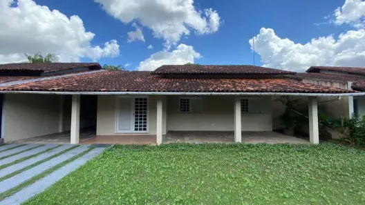 Casa de Condomínio com 3 Quartos à venda, 450m² no Quarenta Horas (Coqueiro), Ananindeua