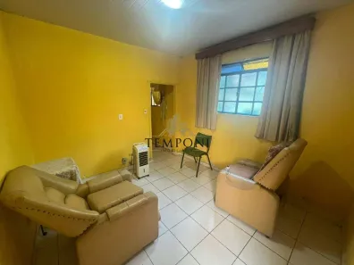 Casa com 5 Quartos à venda, 247m² no Sagrada Família, Belo Horizonte