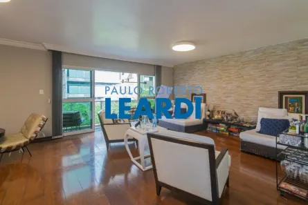 Apartamento com 4 Quartos à venda, 210m² no Santa Cecília, São Paulo