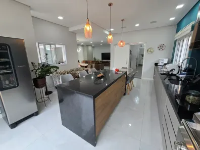 Casa de Condomínio com 4 Quartos à venda, 380m² no Alphaville, Santana de Parnaíba