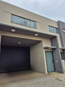 Galpão/Depósito/Armazém para alugar, 230m² no Jardim do Leste, Londrina