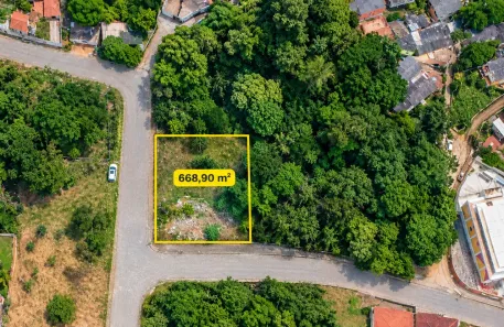 Lote/Terreno à venda, 668m² no Agronômica, Florianópolis