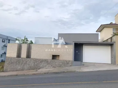 Casa com 2 Quartos para alugar, 105m² no Jaraguá Esquerdo, Jaraguá do Sul