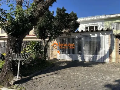 Sobrado com 5 Quartos à venda, 221m² no Jardim Vila Galvão, Guarulhos