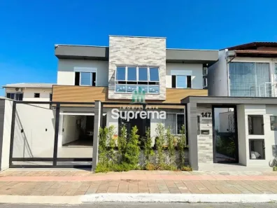 Casa com 4 Quartos à venda, 135m² no São João, Itajaí