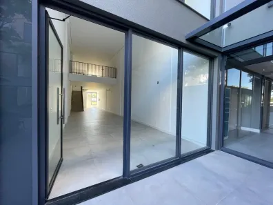Ponto Comercial para alugar, 134m² no Saco Grande, Florianópolis
