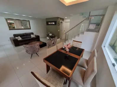 Casa de Condomínio com 4 Quartos à venda, 260m² no Recreio dos Bandeirantes, Rio de Janeiro