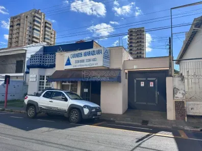 Casa com 3 Quartos à venda, 314m² no Centro, Araraquara