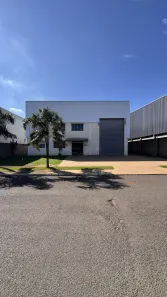 Prédio Comercial para alugar, 594m² no Jequitibá Empresarial, Maringá